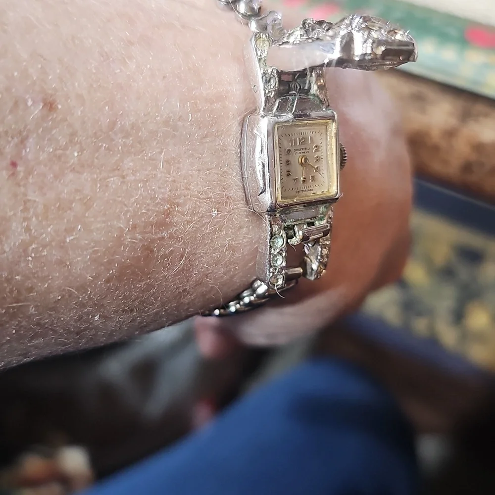 Sheffield Vintage Silver Watch with Rhinestone 17 Jewels Switzerland Mm